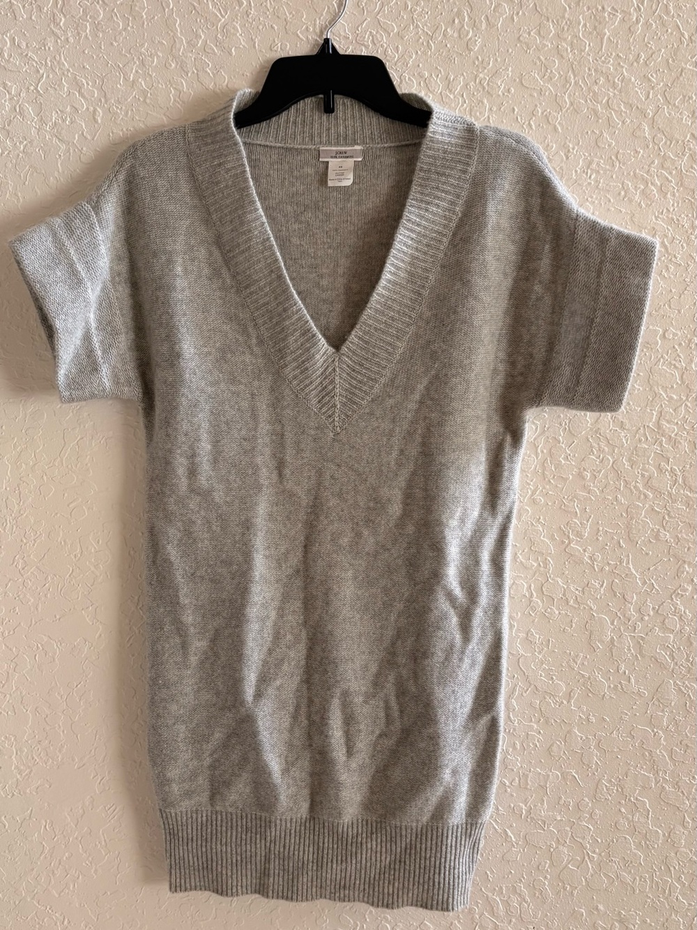 J. Crew Light Gray V-Neck Short Sleeve Sweater light gray 100% cashmere size XS